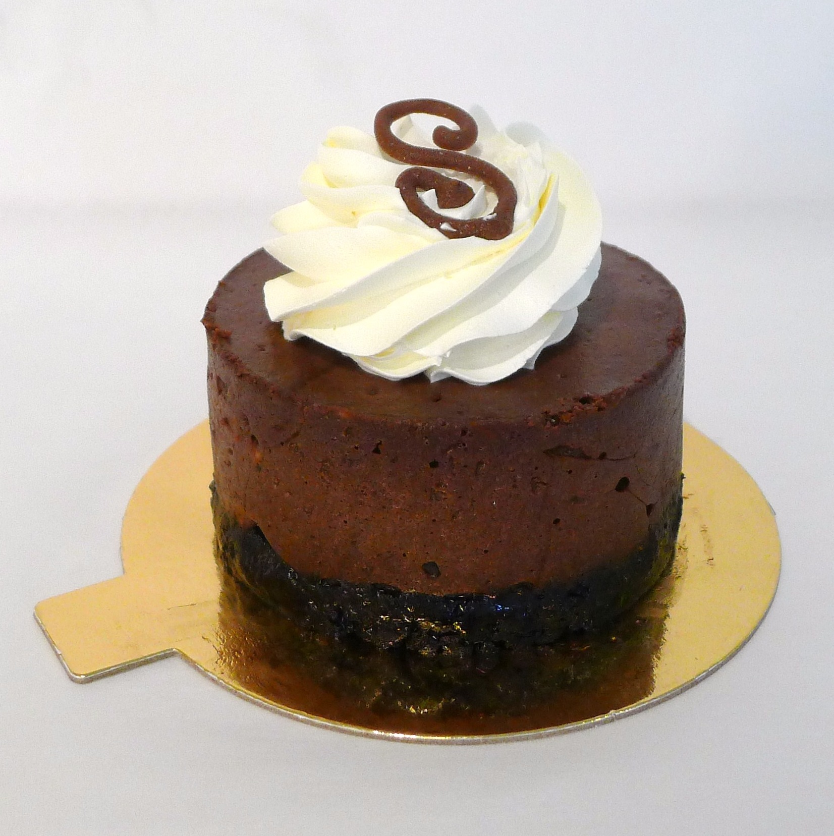 Chocolate cheesecake from Swirls CupCakes Toronto